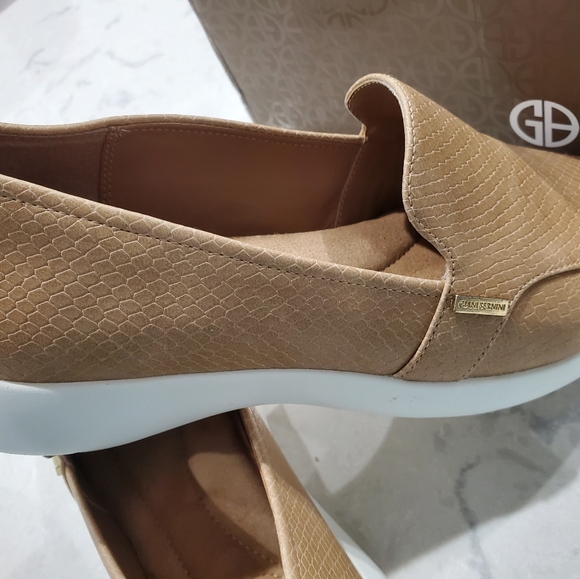 Giani Bernini Moran Slip on padded Loafers - Picture 2 of 4